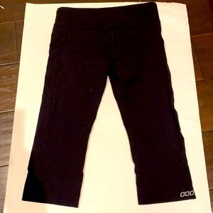 Lorna Jane Workout Capri Leggings S Small